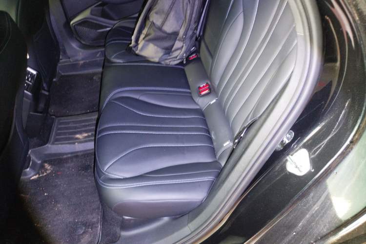 Used Geely Auto Preface 2025 Dongfang Yao 1.5TD Kunlun Edition Left Rear Seat