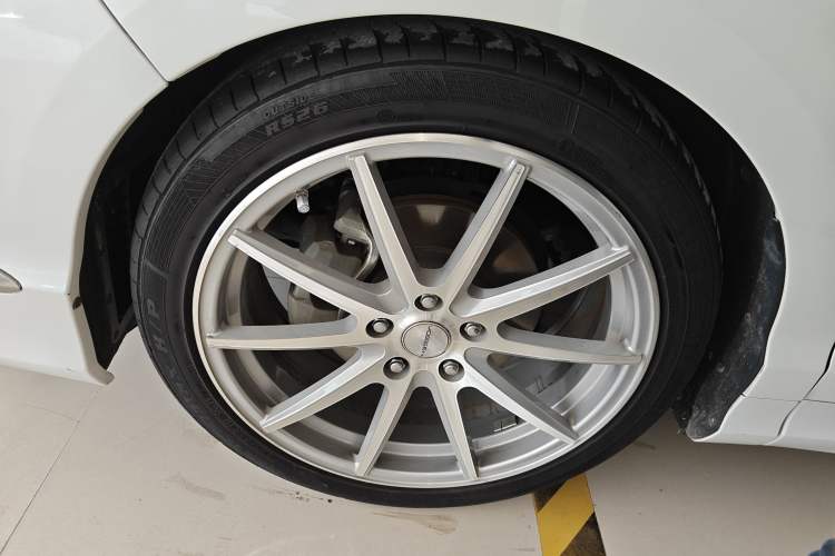 Used Honda Elysion 2019 2.0L Hybrid Luxury Edition Left Front Wheel Hub