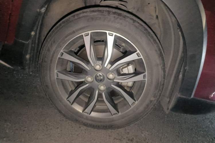 Used Toyota YARiS L Zhi Xuan 2020 X-Trail X 1.5L CVT Luxury Edition Right Front Wheel Hub