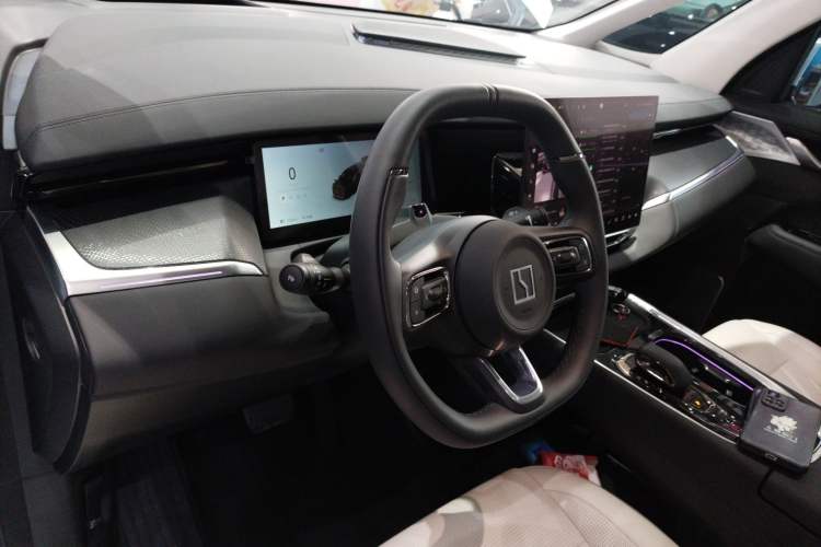 Used Zeekr 009 2024 GAC Trumpchi
