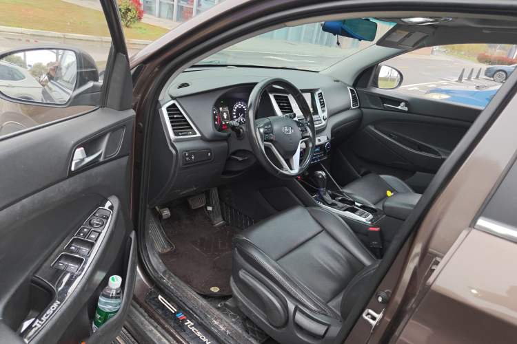 Used Hyundai Tucson 2015 1.6T Dual-Clutch Two-Wheel-Drive Smart Model
