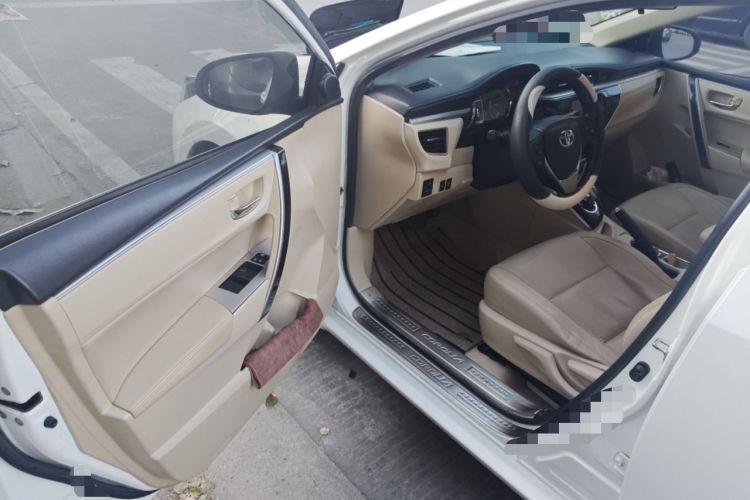 Used Toyota Corolla 2016 Dual-Engine 1.8L E-CVT Elite Edition