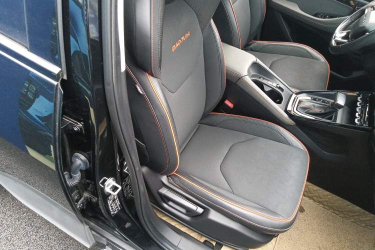 Used Baojun RS-3 2020 1.5L CVT 24-Hour Online Luxury Edition
