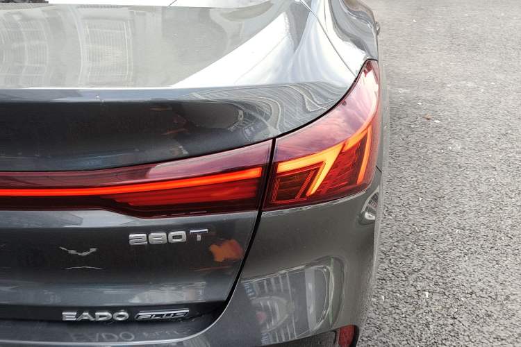 Used CHANGAN Eado 2022 PLUS Blue Whale NE 1.4T GDI DCT Prestige Edition Right Rear Taillight
