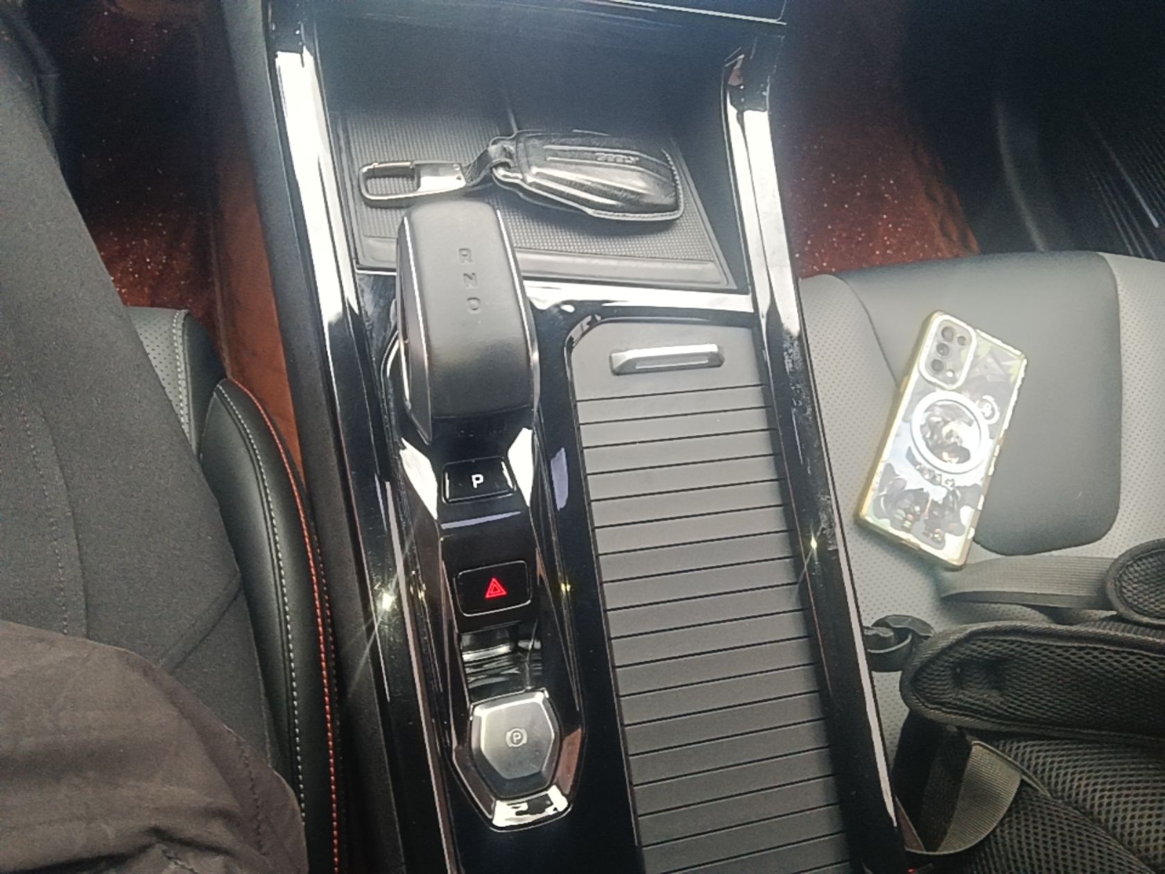 Geely Auto Emgrand X7 Sport 2023 Boyue COOL 1.5TD Smart Model — снимка 16