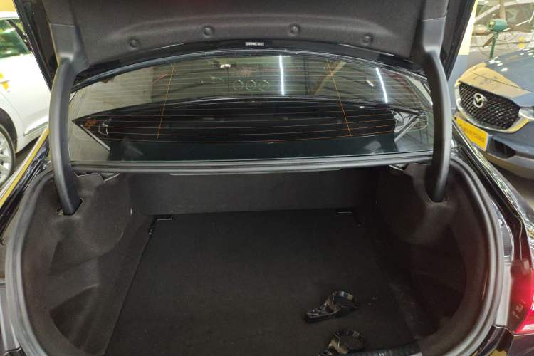 Used Mercedes-Benz A-Class 2020 Restyled A 200 L Sport Sedan Fashion Version Trunk