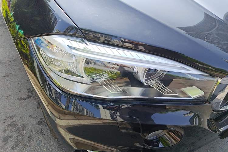 Used BMW X5 2018 xDrive35i Elegant Edition Exterior 6