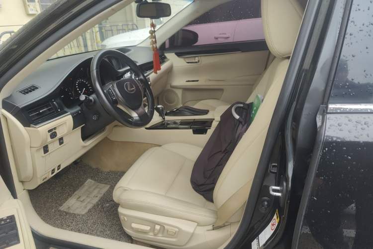 Used Lexus ES 2013 250 Elite Edition Left Front Seat