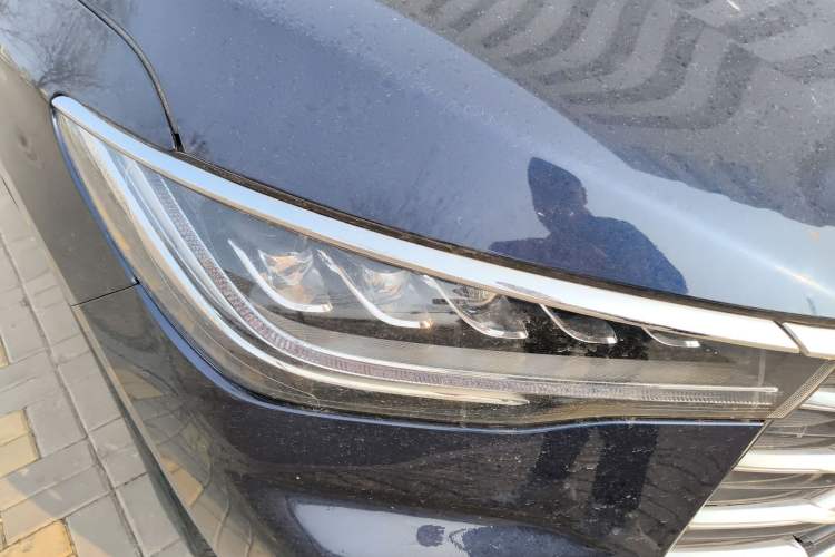 Used BYD Song MAX New Energy 2022 DM-i 105KM Flagship Model Right Front Headlight