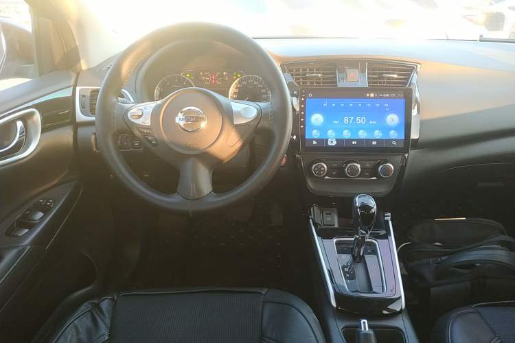 Used Nissan Sylphy 2016 1.6XV CVT Smart Enjoyment Version Steering Wheel