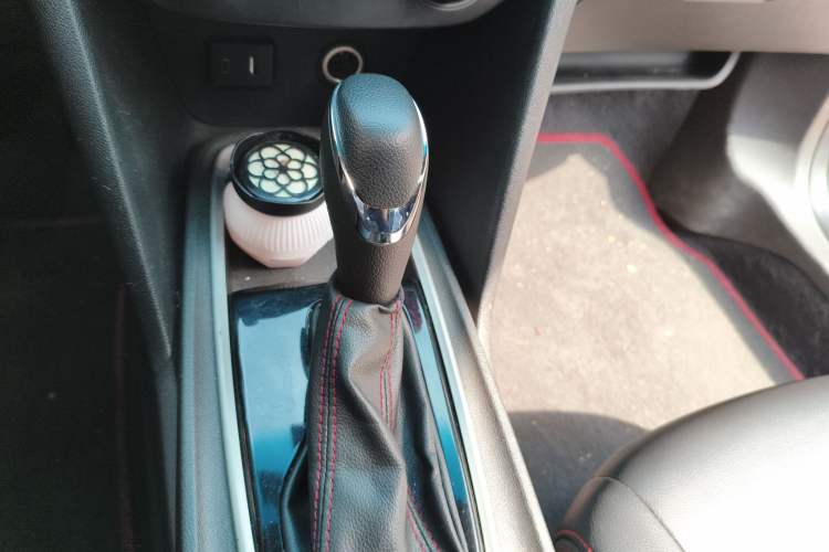 Used Chevrolet Monza 2019 RS 330T Automatic Comfort Edition China VI Standard
