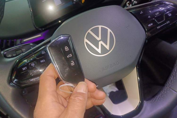 Used Volkswagen ID.UNYX 2024 Pro Long-Range Version
