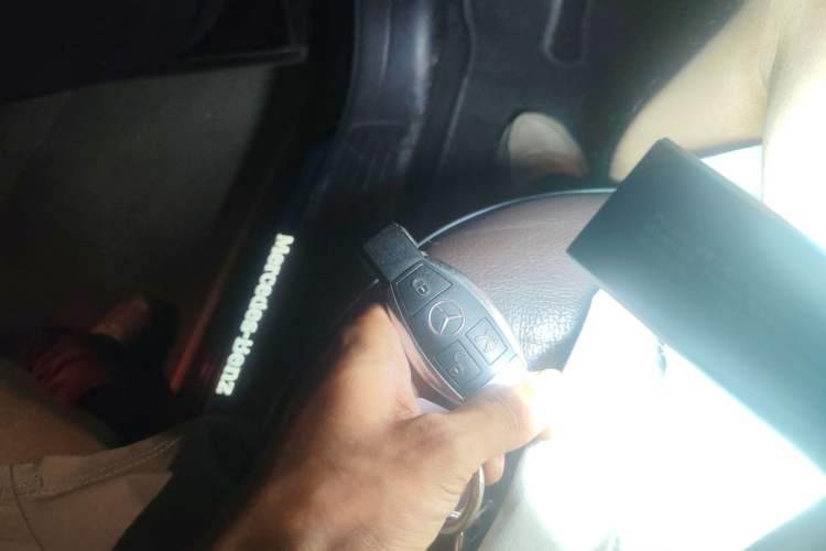 Used Mercedes-Benz GL-Class 2013 GL 500 4MATIC Vehicle Key