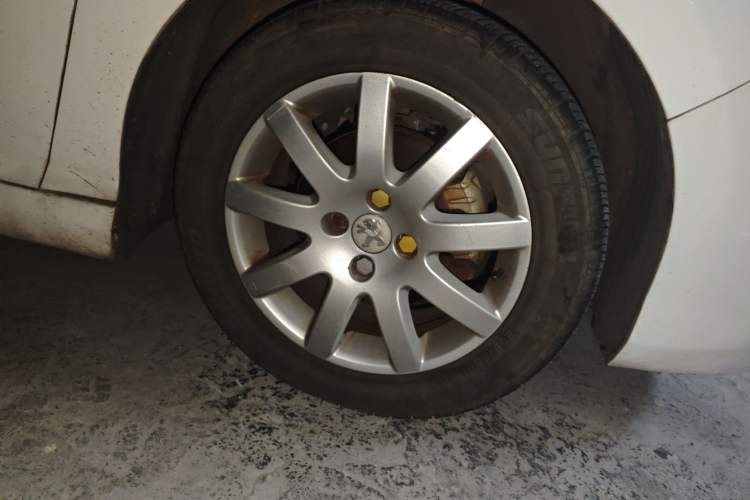 Used Peugeot 308 2012 1.6L Manual Fashion Edition