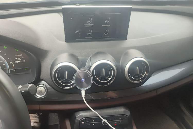 Used Wey P8 2018 2.0T Flagship Model Audio And AC Panel