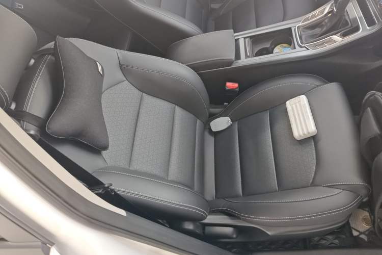 Used Geely Auto Emgrand 2021 UP 1.5L CVT Luxury Model
