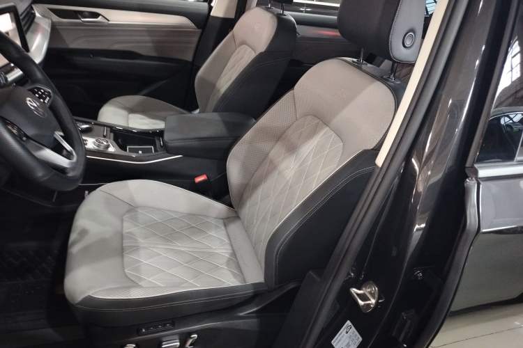 Used Volkswagen Tavendor 2023 380TSI Four-Wheel Drive R-Line Cruise Edition