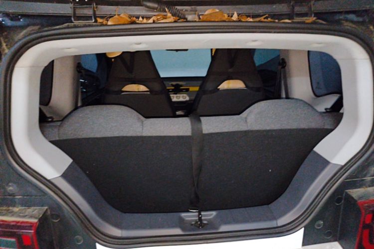 Used Chery QQ Ice Cream 2022 170km Sundae Phosphate Lithium-Ion Trunk