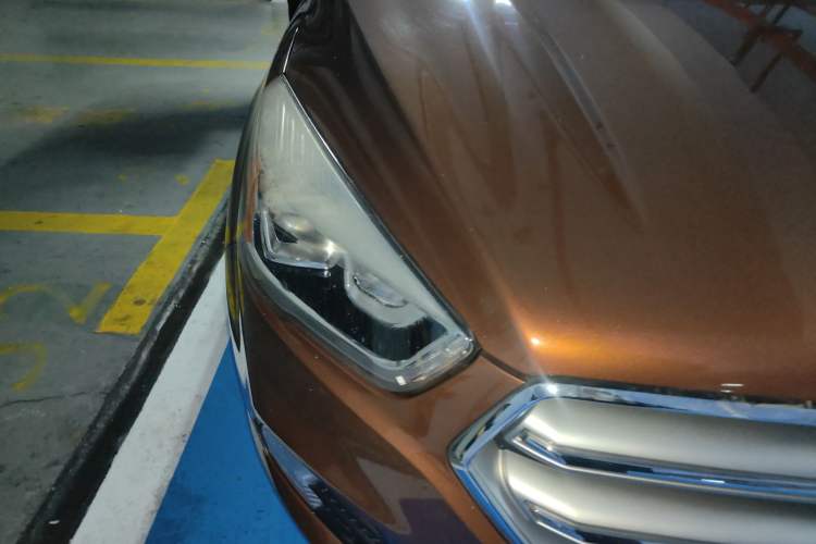 Used Ford Kuga 2017 EcoBoost 180 Two-Wheel-Drive Tiger Leap Model