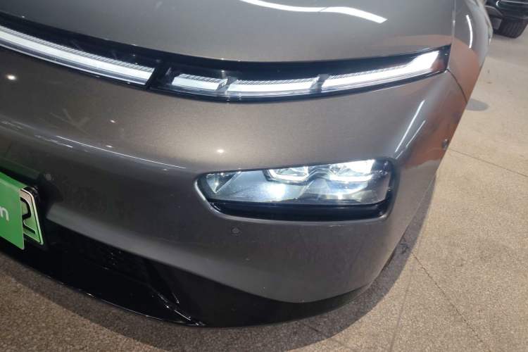 Used XPeng P7 2022 670N+ Left Front Headlight