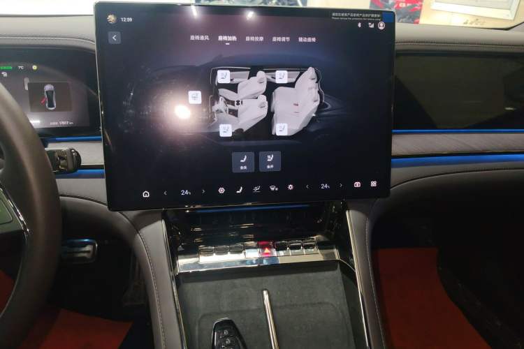 Used Denza Z9 2024 630 km All-Wheel Drive Max Version