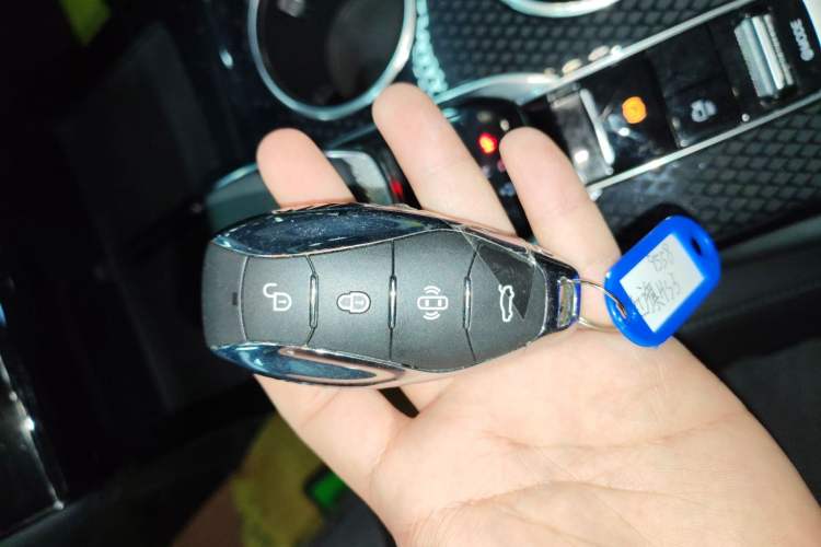 Used Hongqi HS3 2023 1.5T Two-Wheel Drive Shanwei Edition