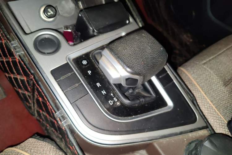 Used FORTHING Joyear X5 2017 1.6L CVT Luxury Model
