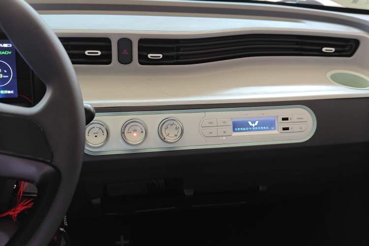 Used Wuling Hongguang MINIEV 2021 Macaron Premium Model – Lithium Iron Phosphate Audio And AC Panel