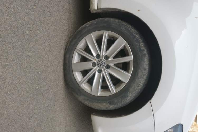 Used Volkswagen Polo 2014 1.4L Automatic Comfort Edition Exterior 1