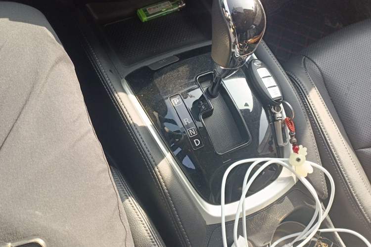 Used Nissan X-Trail 2017 2.0L CVT Comfort Edition 2WD Gear Lever