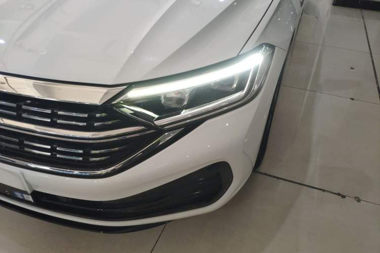 Used Volkswagen Sagitar 2023 280TSI DSG Excellence Edition Left Front Headlight