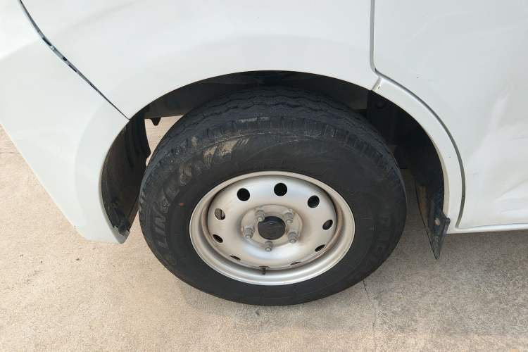 Used Chana Ruixing EM80 2025 Cargo Version Standard 2-Seater 300 km Side-Hinged Doors
