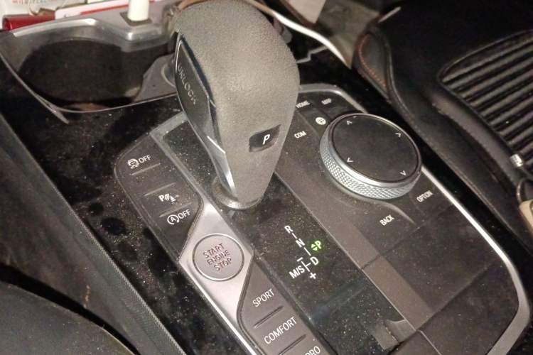 Used BMW 2 Series 2021 225i 4-Door Coupe M Sport Package Gear Lever