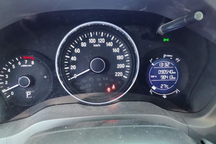 Used Honda Vezel 2020 1.5L CVT Pioneer Edition
