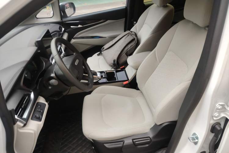 Used SAIC MAXUS G50 2022 1.5T Automatic Comfort Touring A
