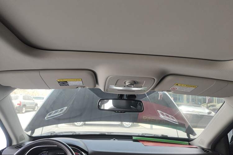 Used Roewe RX8 2019 30T Smart Connectivity Four-Wheel Drive Supreme Flagship Edition
