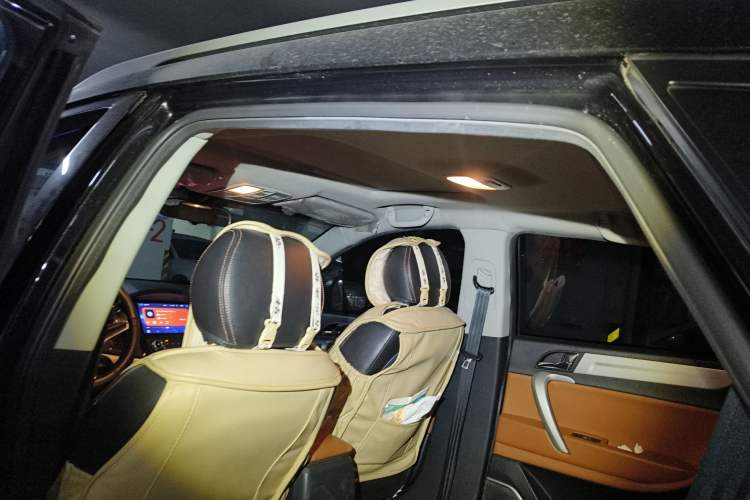 Used JAC Group Refine S5 2013 2.0T Manual Luxury Edition