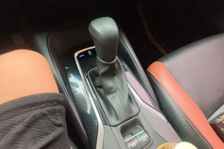 Used Toyota Levin 2021 185T CVT Luxury Edition Gear Lever