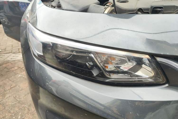 Used Chevrolet Malibu XL 2017 1.5T Automatic Ruichi Edition Right Front Headlight