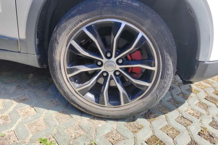 Used FAW Senya R7 2016 1.6L Manual Smart Version
