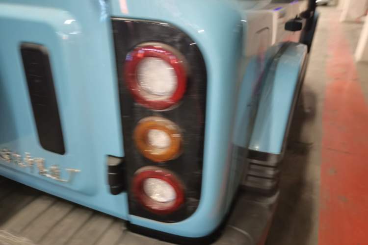 Used 212 T01 2025 2.0T Changfeng