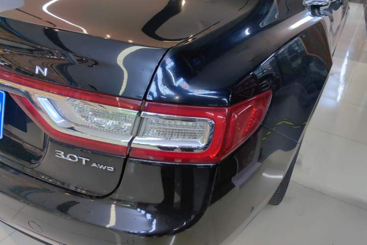 Used Lincoln Continental 2017 3.0T Four-Wheel Drive Prestige Edition Exterior 3