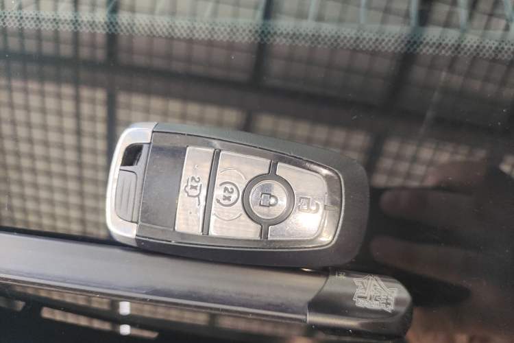 Used Lincoln Corsair 2022 2.0T Two-Wheel Drive Deluxe Edition Vehicle Key