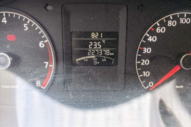 Used Volkswagen Sagitar 2012 1.6L Manual Fashion Edition