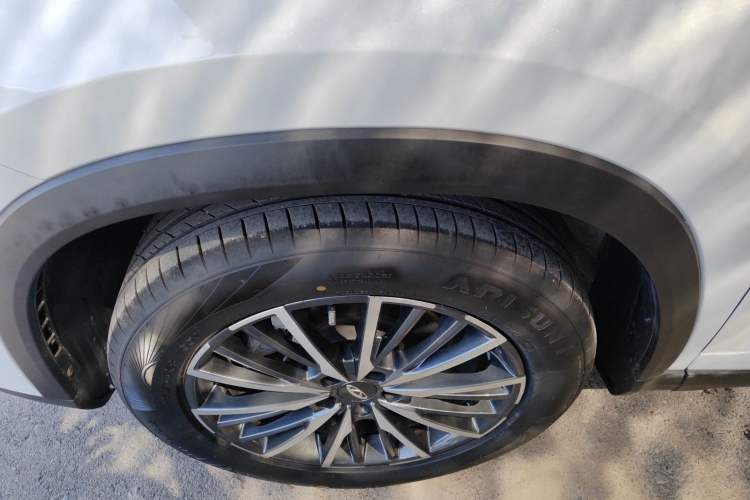 Used Chery Tiggo 8 PLUS 2021 290TGDI DCT Haoting Edition+ Left Front Wheel Hub