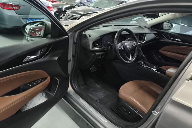 Used Buick Regal 2017 20T Prestige Model