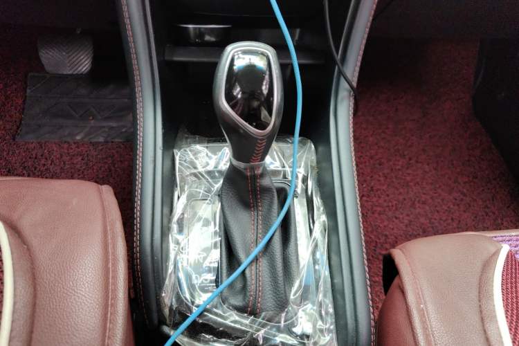 Used JAC Group Refine S3 2017 1.6L CVT Luxury Smart Model