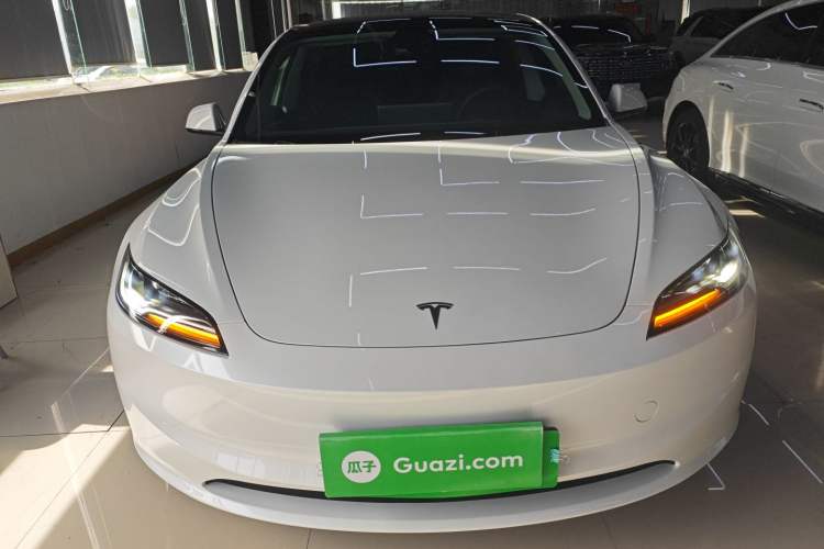 Used Tesla Model 3 2025 Model Revised Rear-Wheel-Drive Version
