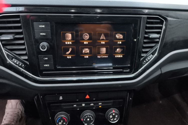 Used Volkswagen T-ROC 2019 280TSI DSG Two-Wheel Drive Comfort Version China VI Standard Audio And AC Panel