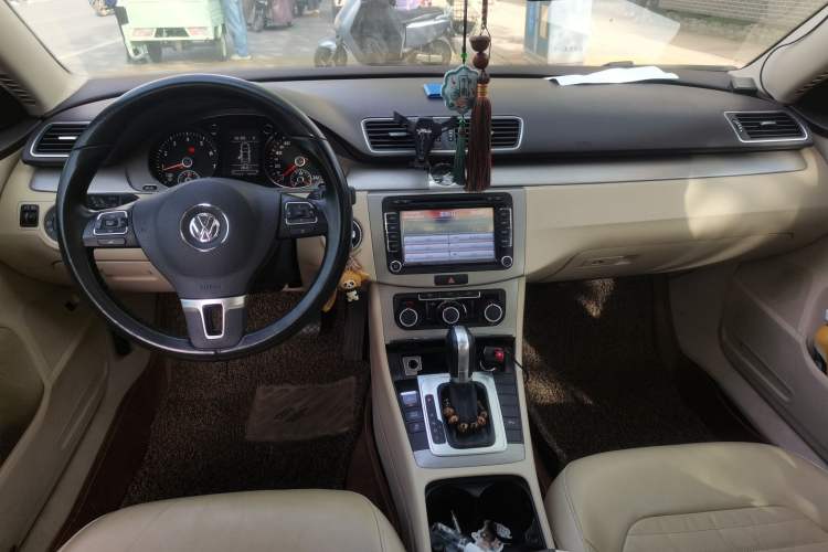 Used Volkswagen Magotan 2013 1.8TSI Premier Model